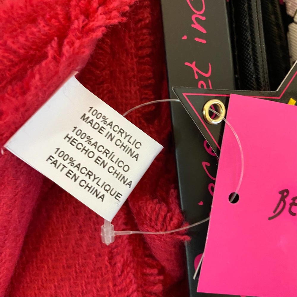 Betsey Johnson Scarf & Wallet Gift Set - Picture 7 of 7